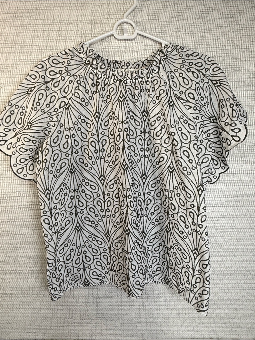 LOFT White Cotton Small Embroidered Shirt Green Peacock Boho Peasant Top Shirt